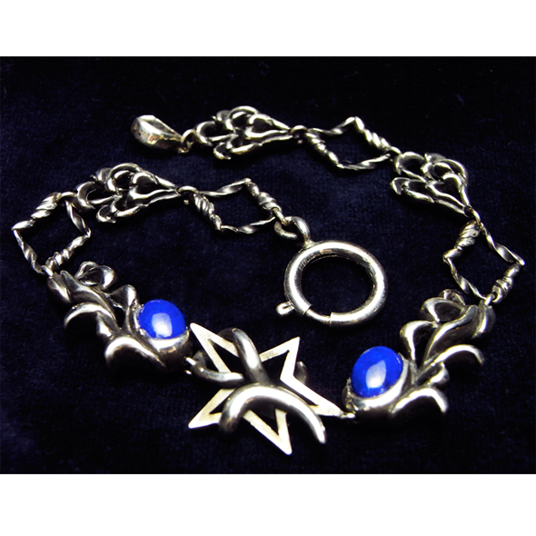 いぶし銀とラピスラズリのメンズブレスレット