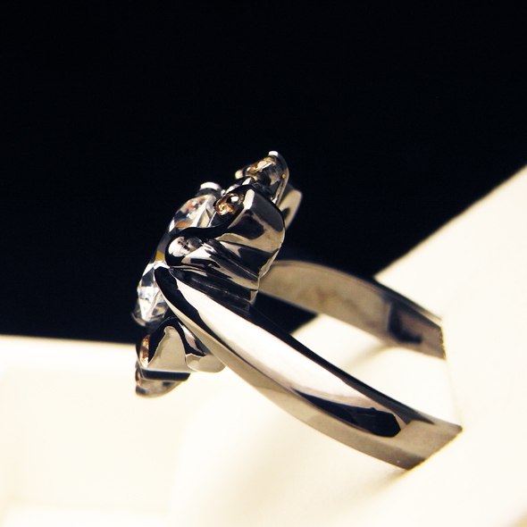 大粒ジルコニアのメンズリング 腕のライン SV925 キュービックジルコニア 写真4