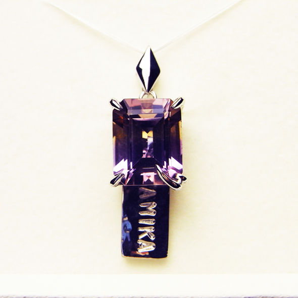 アメトリンのネックレス