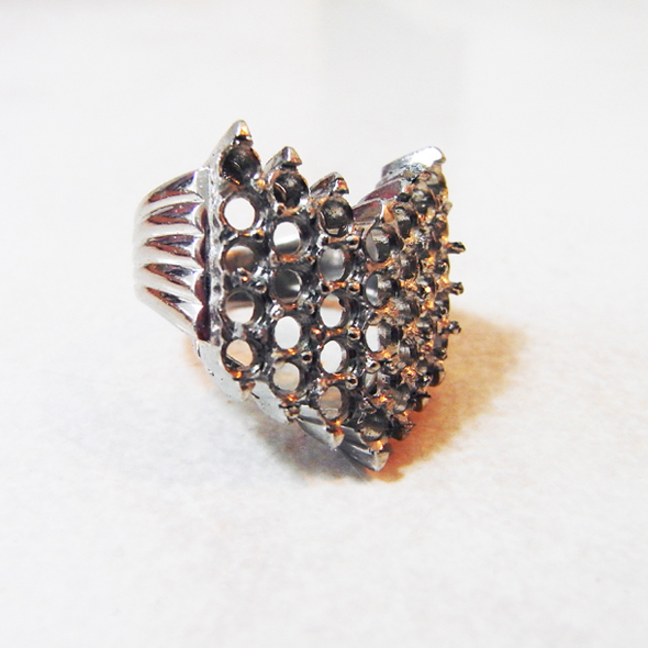 1つの指輪から3種類のダイヤモンドジュエリー