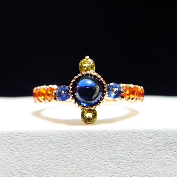 サファイアとマンダリンガーネットの指輪 全体図 K18ピンクゴールド サファイア カラーサファイア マンダリンガーネット 写真2