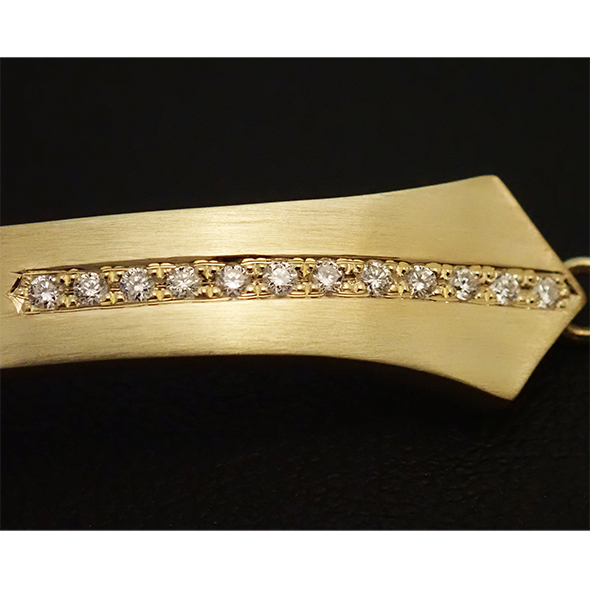 アクアマリンとダイヤモンドのブレスレット ダイヤモンドのライン K18イエローゴールド アクアマリン ダイヤモンド 写真5