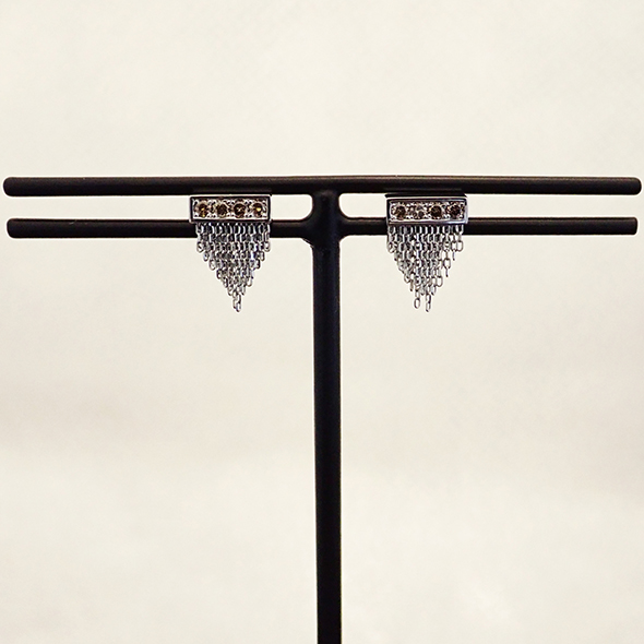 ブラウンダイヤモンドのピアス