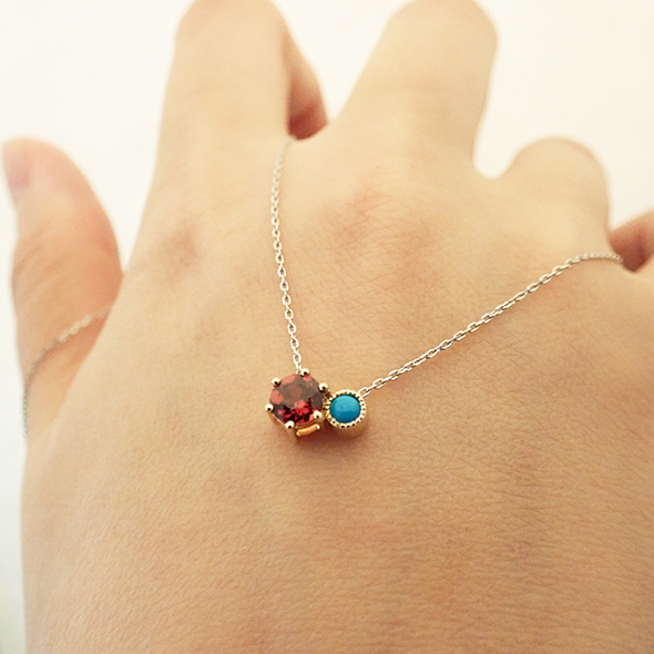 ガーネットとトルコ石のコンビネックレス