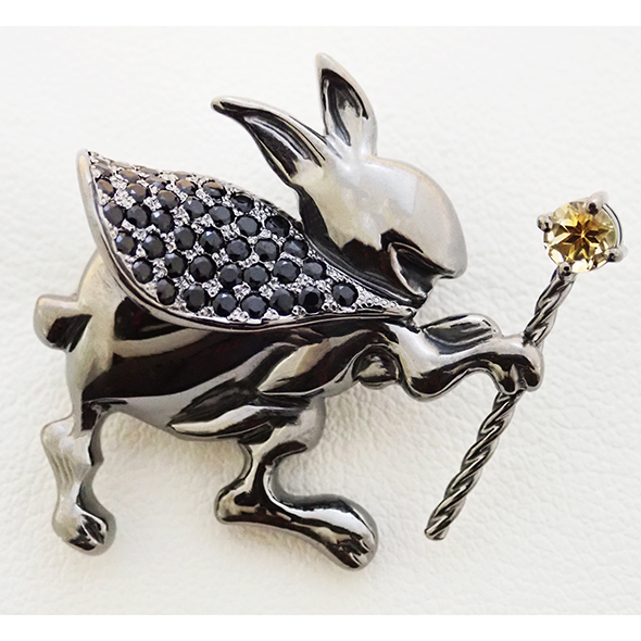 モンタナサファイア入り「企む（たくらむ）」