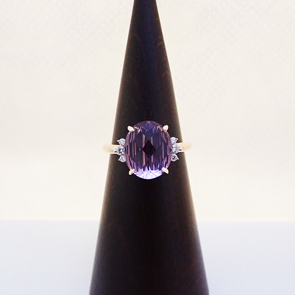 アメジストのリング