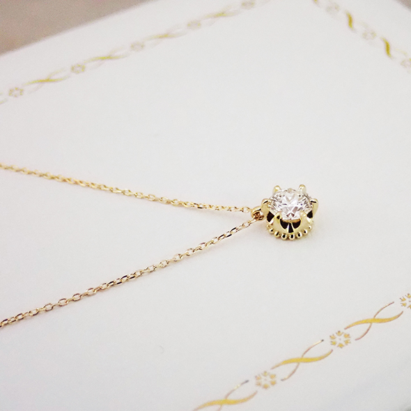 ダイヤモンドのネックレス