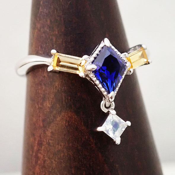 ウクライナに向けた、クレサンベールのチャリティーリング