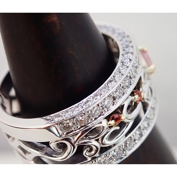 ピンクサファイアとアメジストのマリッジリング